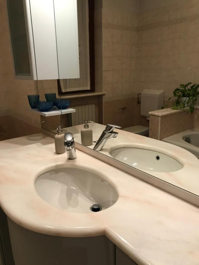La Casa Del Melograno Daire Alba  Dış mekan fotoğraf